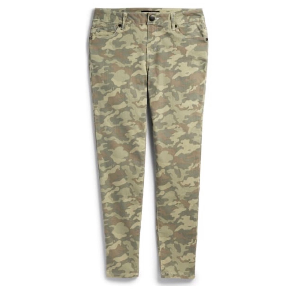 ‼️NWOT 1822 Denim camo skinny jeans